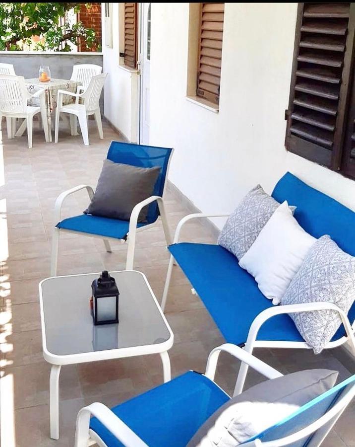 Apartmani Mara Rogoznica Рогозница Экстерьер фото