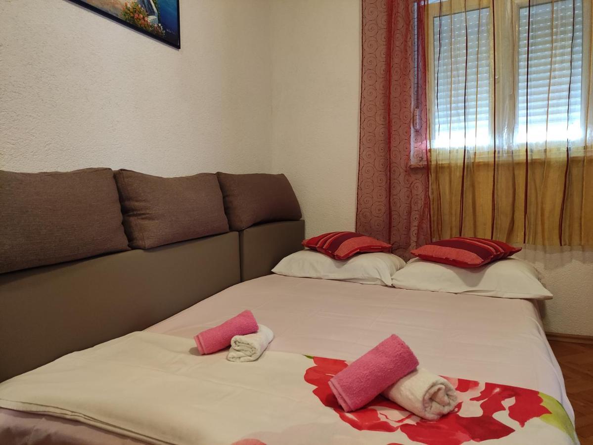 Apartmani Mara Rogoznica Рогозница Экстерьер фото