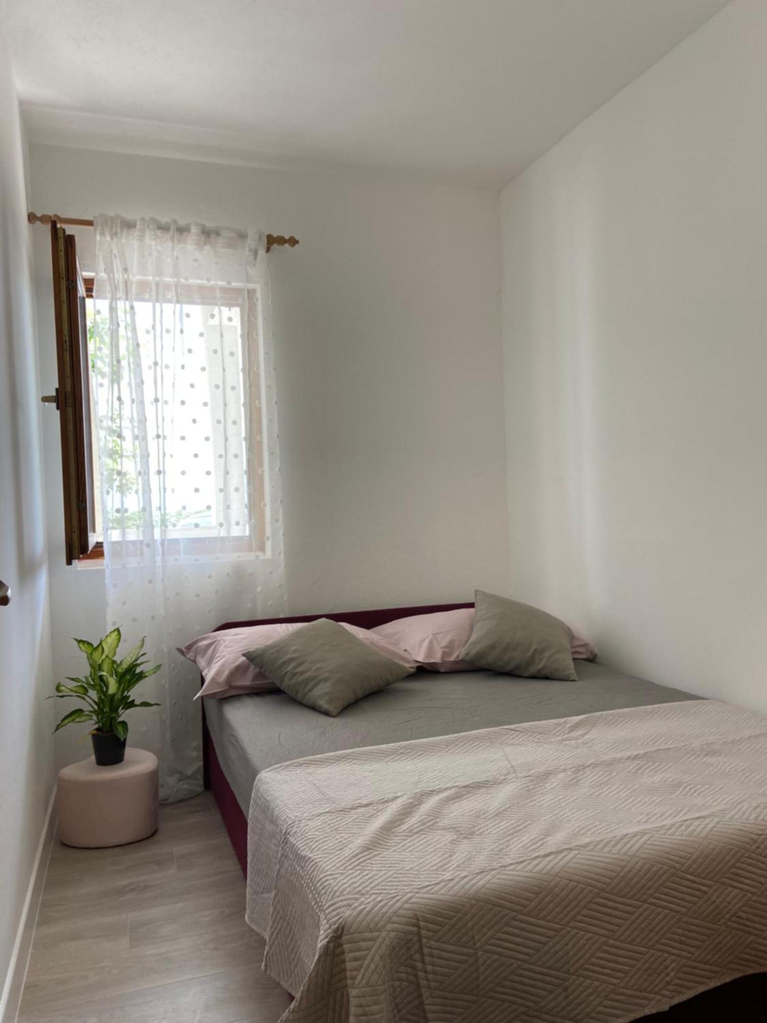 Apartmani Mara Rogoznica Рогозница Экстерьер фото